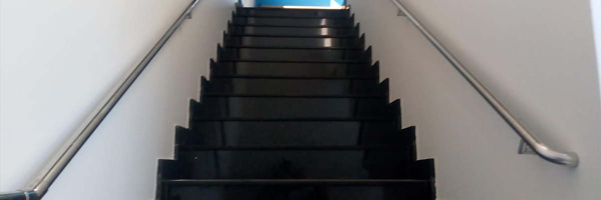 Corrimão de alumínio em Alphaville Corrimão de alumínio em Alphaville